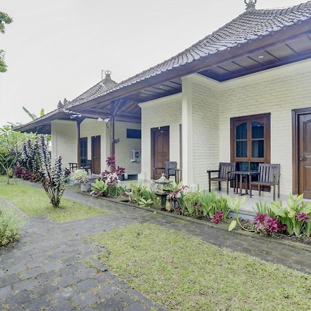 Oyo 1762 Hotel Astiti Graha Tanah Lot Buitenkant foto